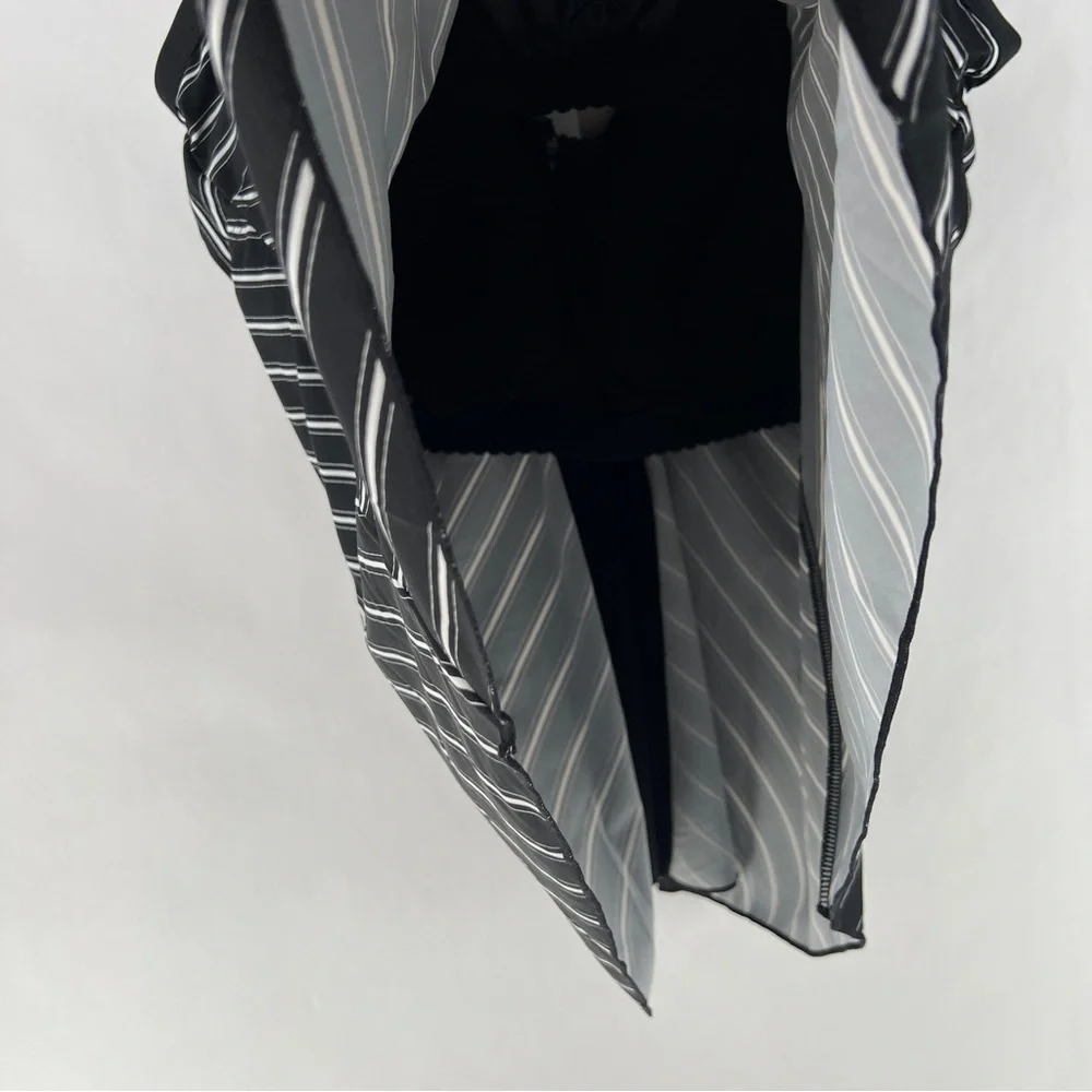 Evans black stripe